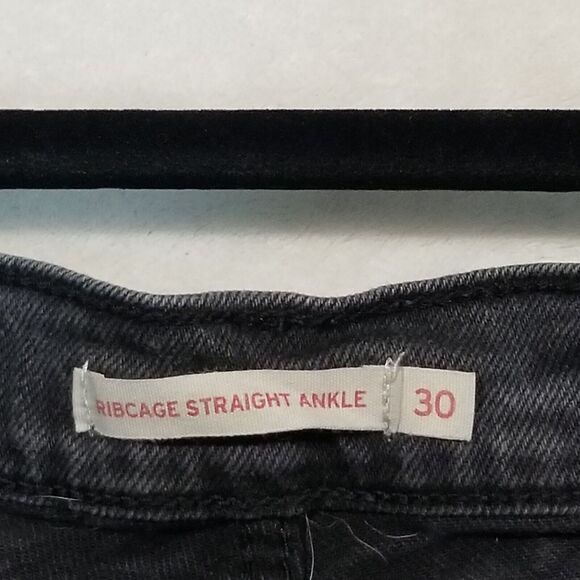 Levi's Women's Ribcage Straight Ankle High Rise Jeans - Black - Picture 4 of 11